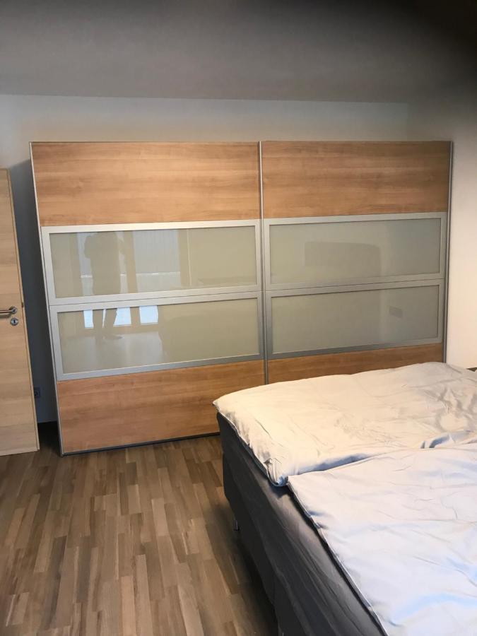 Ferienwohnung " Wein Unter Palmen " นอยมาเกน-โดรน ภายนอก รูปภาพ